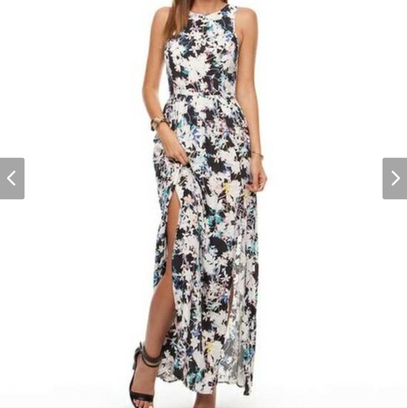 Isla by Talulah floral maxi dress - Picture 7 of 7